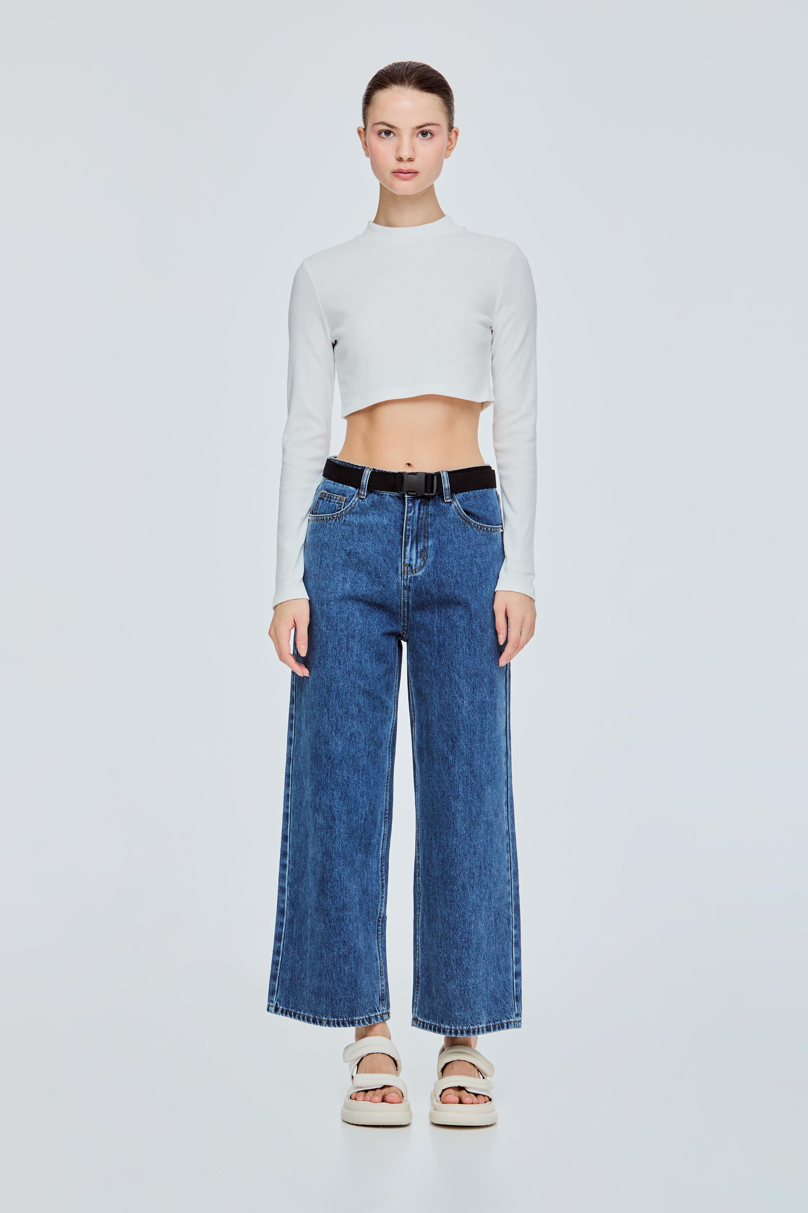 Rib Mock Neck Crop Top