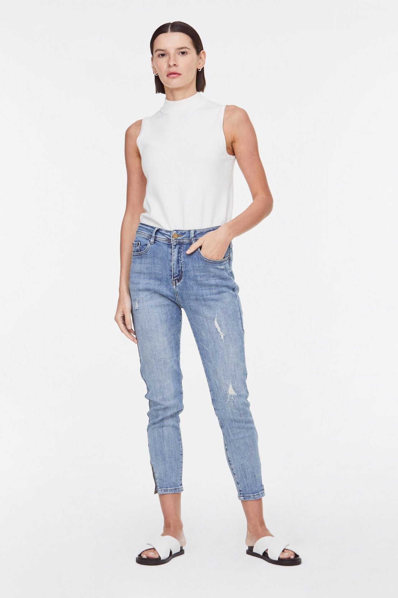 10006 DENIM BLUE RIPPED DENIM JEANS