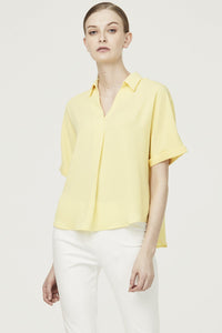 5055 light yellow collar pleated blouse