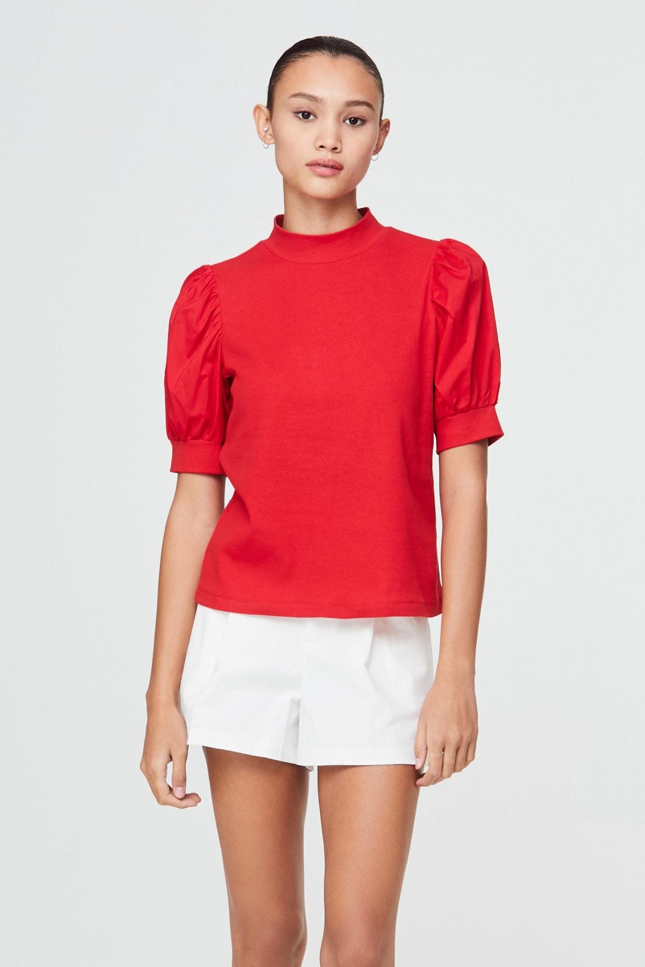 9190 CONTRAST PUFF TOP RED