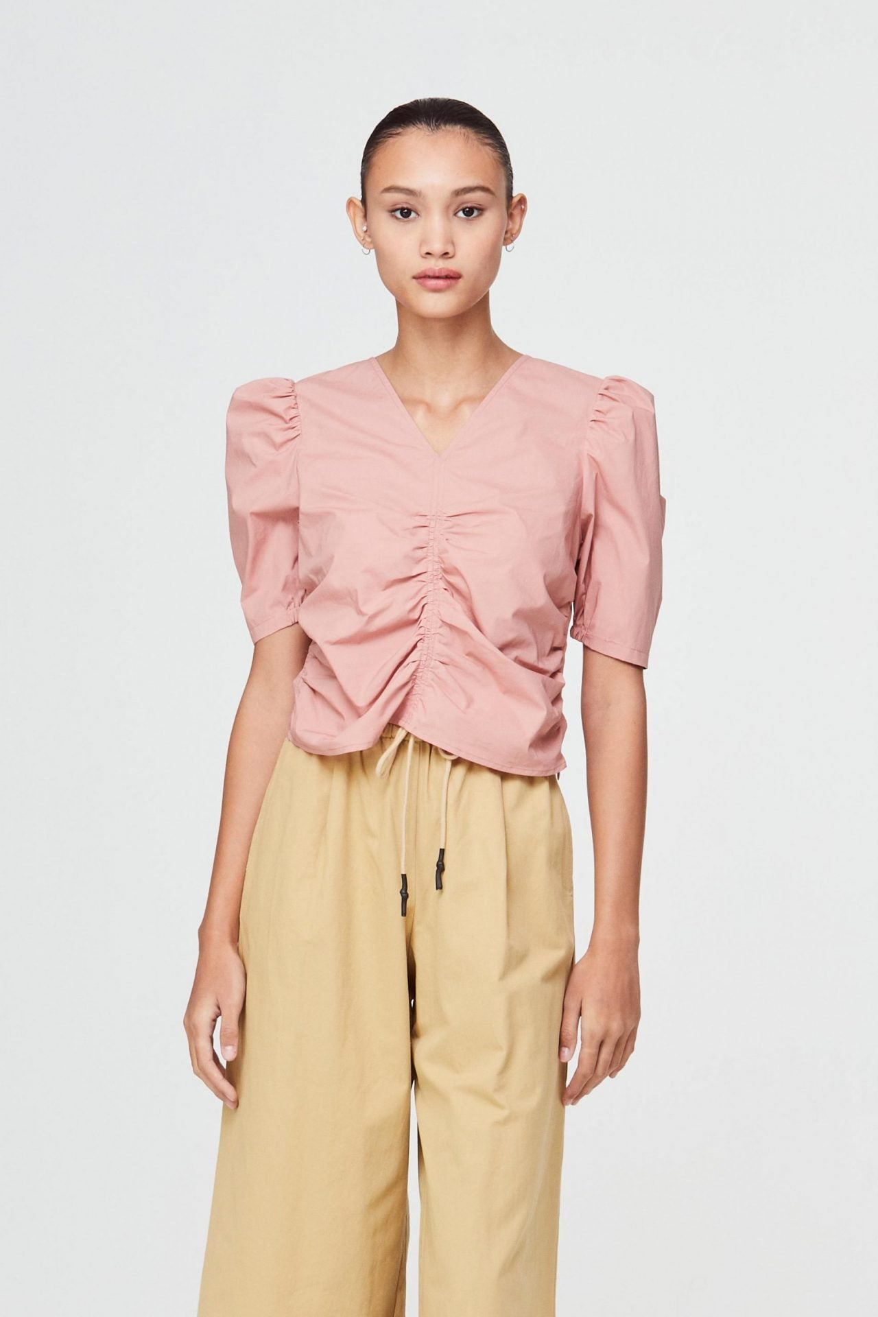 9315 blush v-neck raglan sleeve blouse