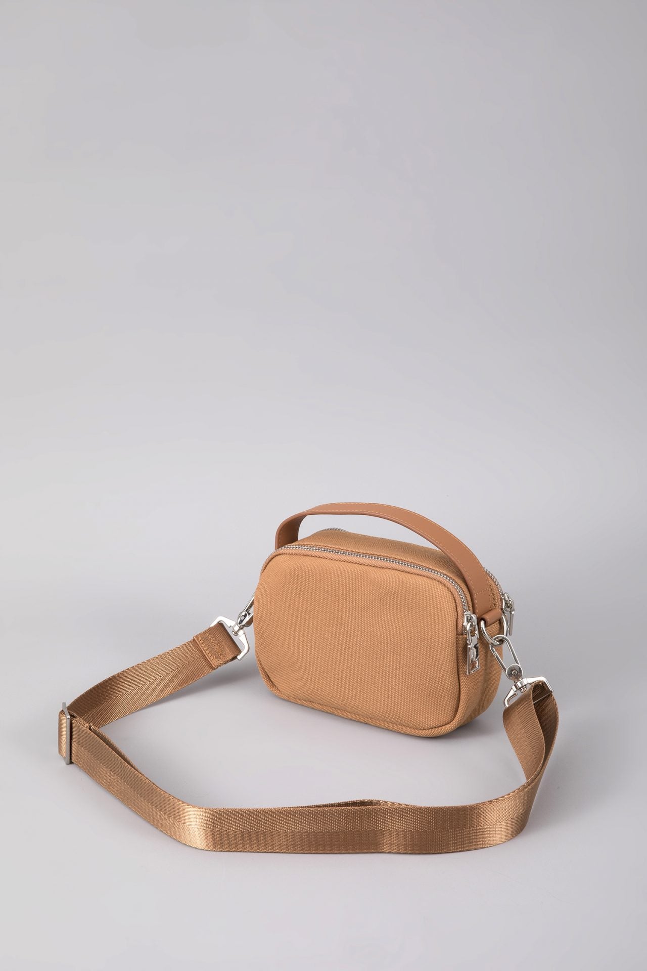 AB 20811 SHOULDER BAG CAMEL (3)