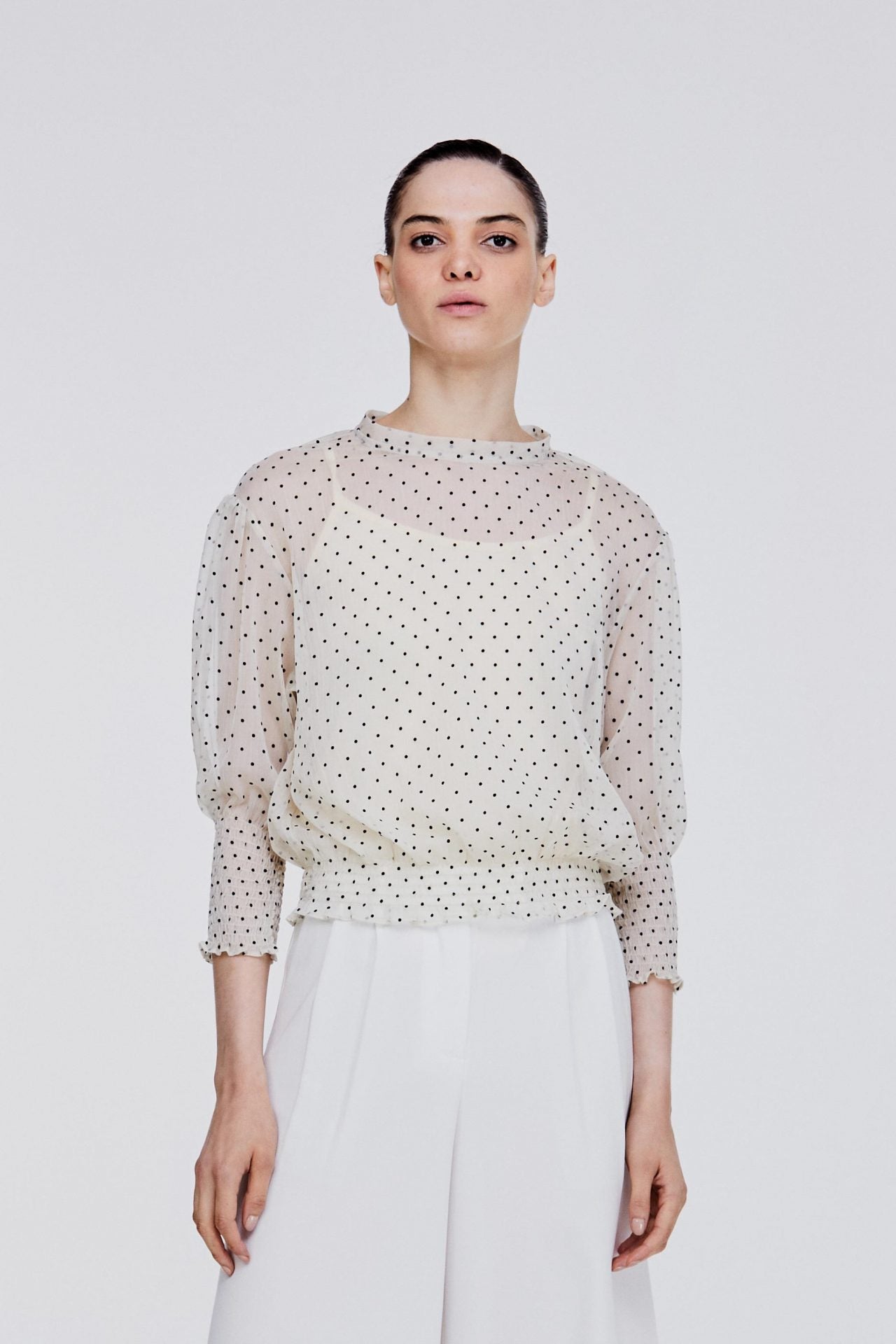 ABL 11086 PUFFY POLKADOT TOP DARK BEIGE