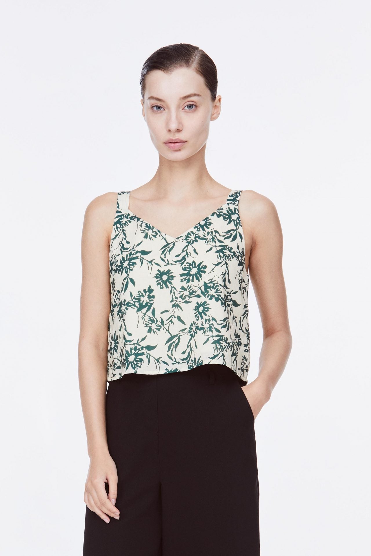 ABV 11320 SLEVELESS FLORAL TOP D. GREEN