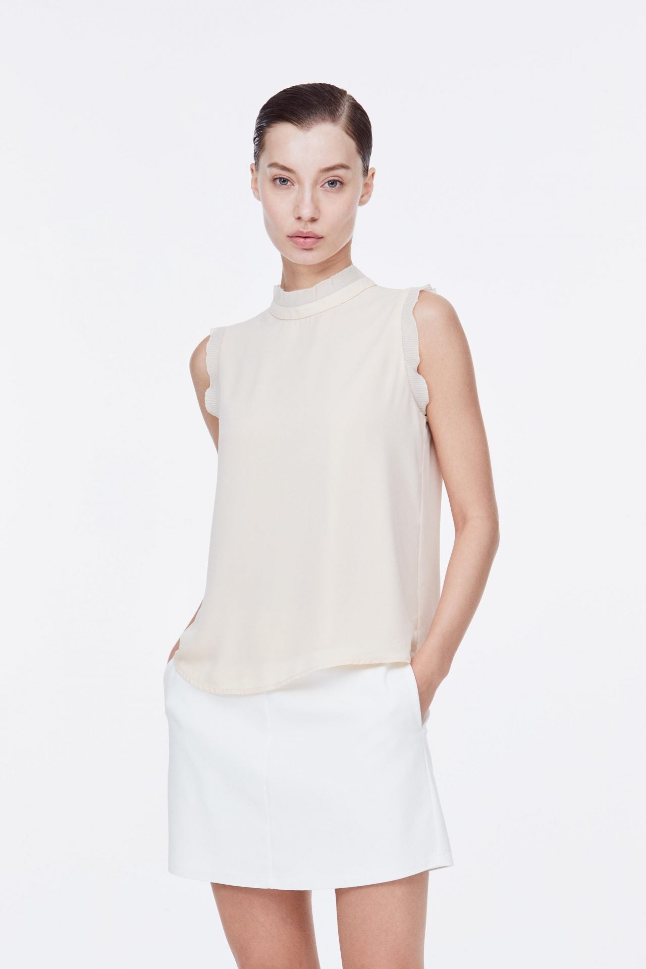 ABV 9148 SLEEVELESS TOP DAWN FRONT