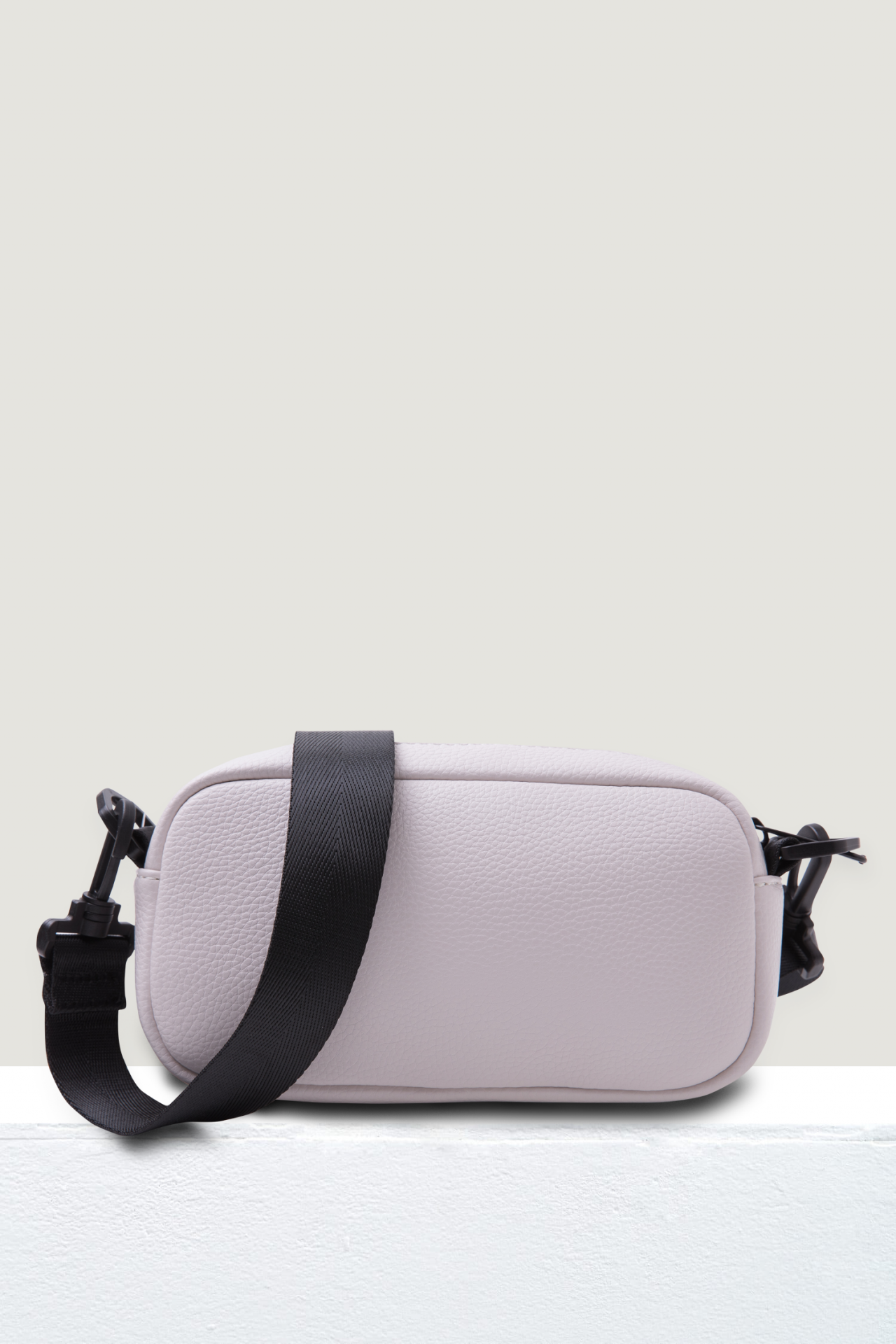 ACC 20588 CREAM SLING BAGS
