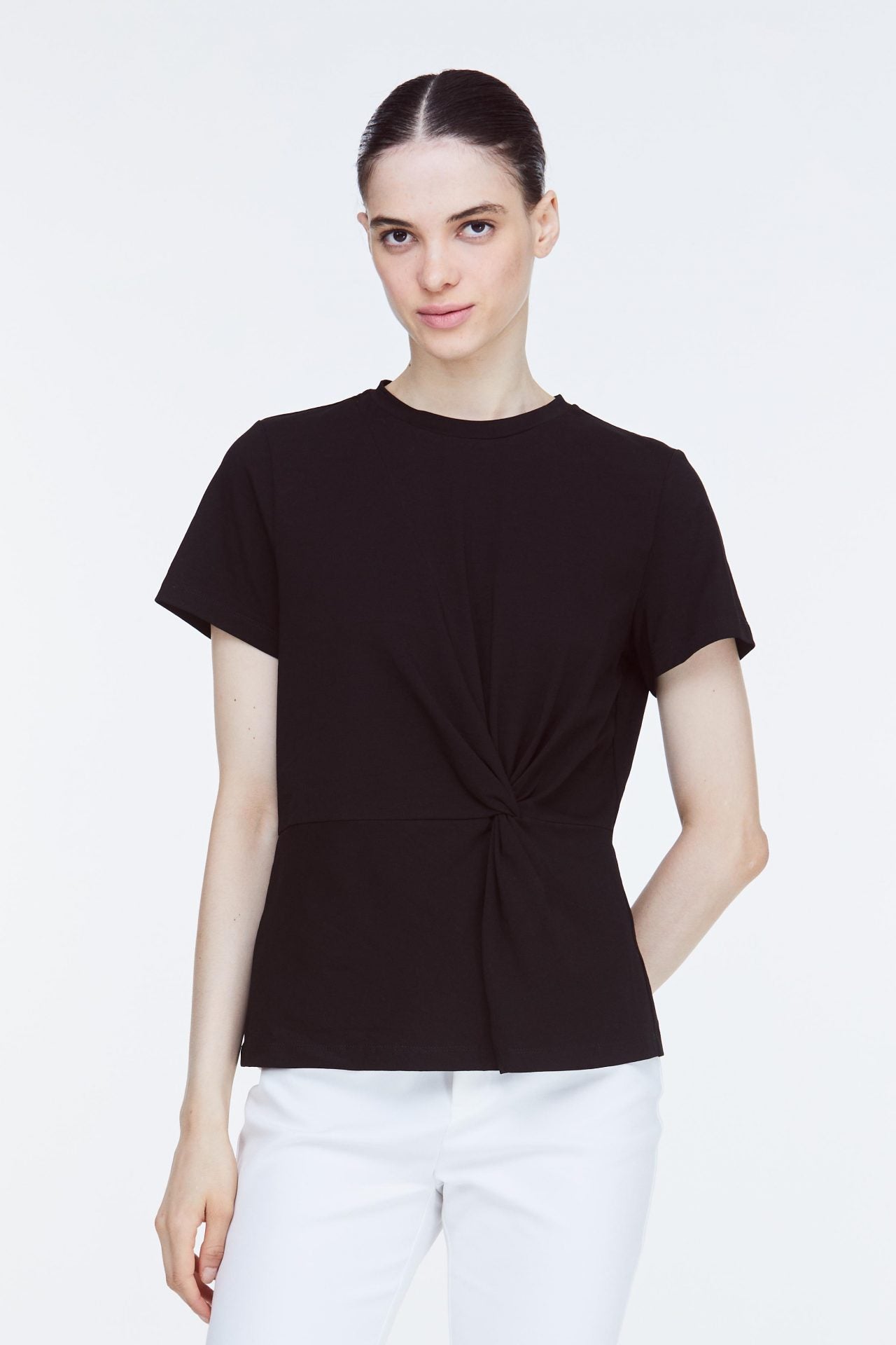 AT 11277 FRONT KNOT TOP BLACK