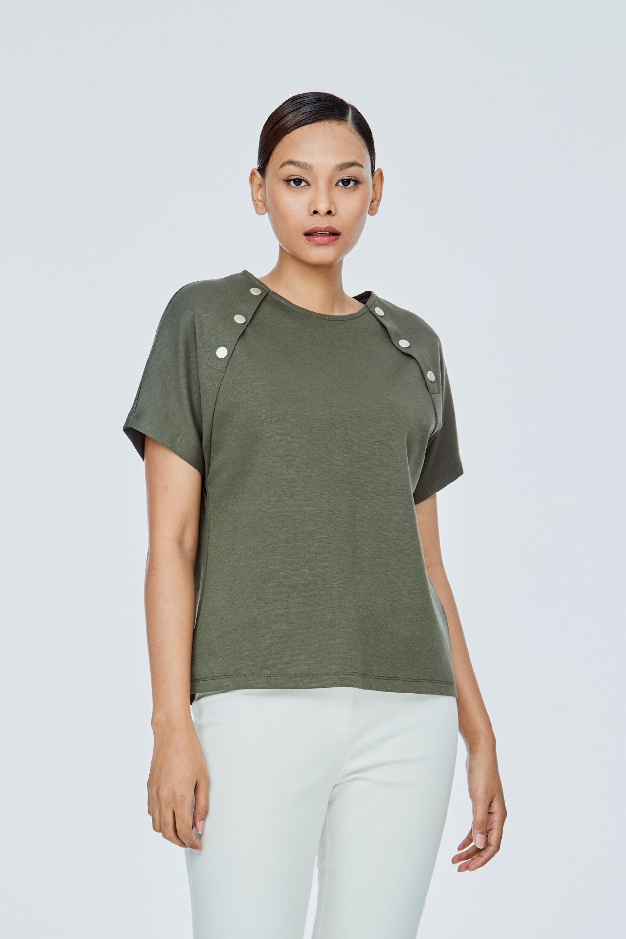 AT 9550 DECORATIVE BUTTON TOP ARMY GREEN
