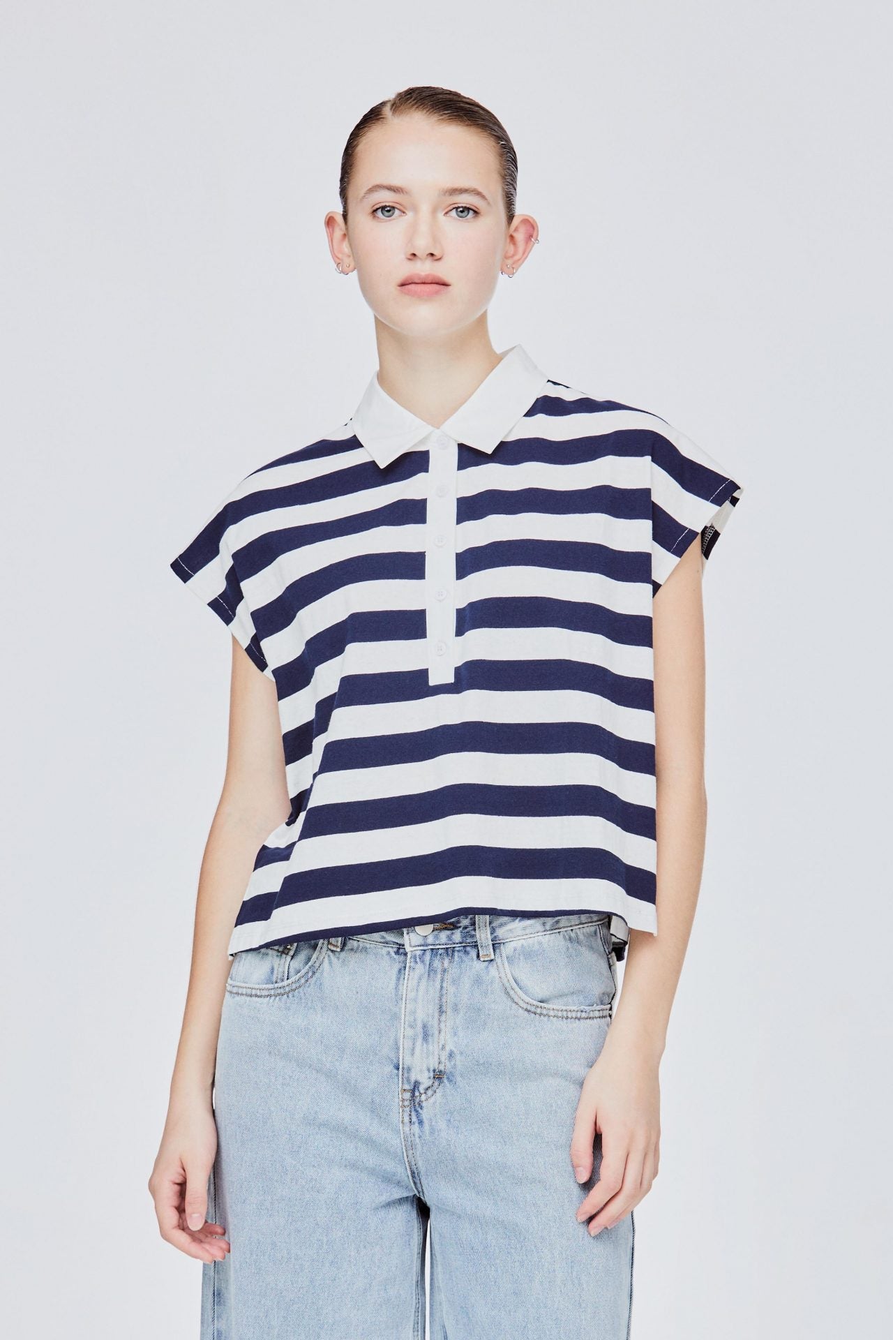 BT 11586 BOXY MAGYAR CUT TOP NAVY STRIPES