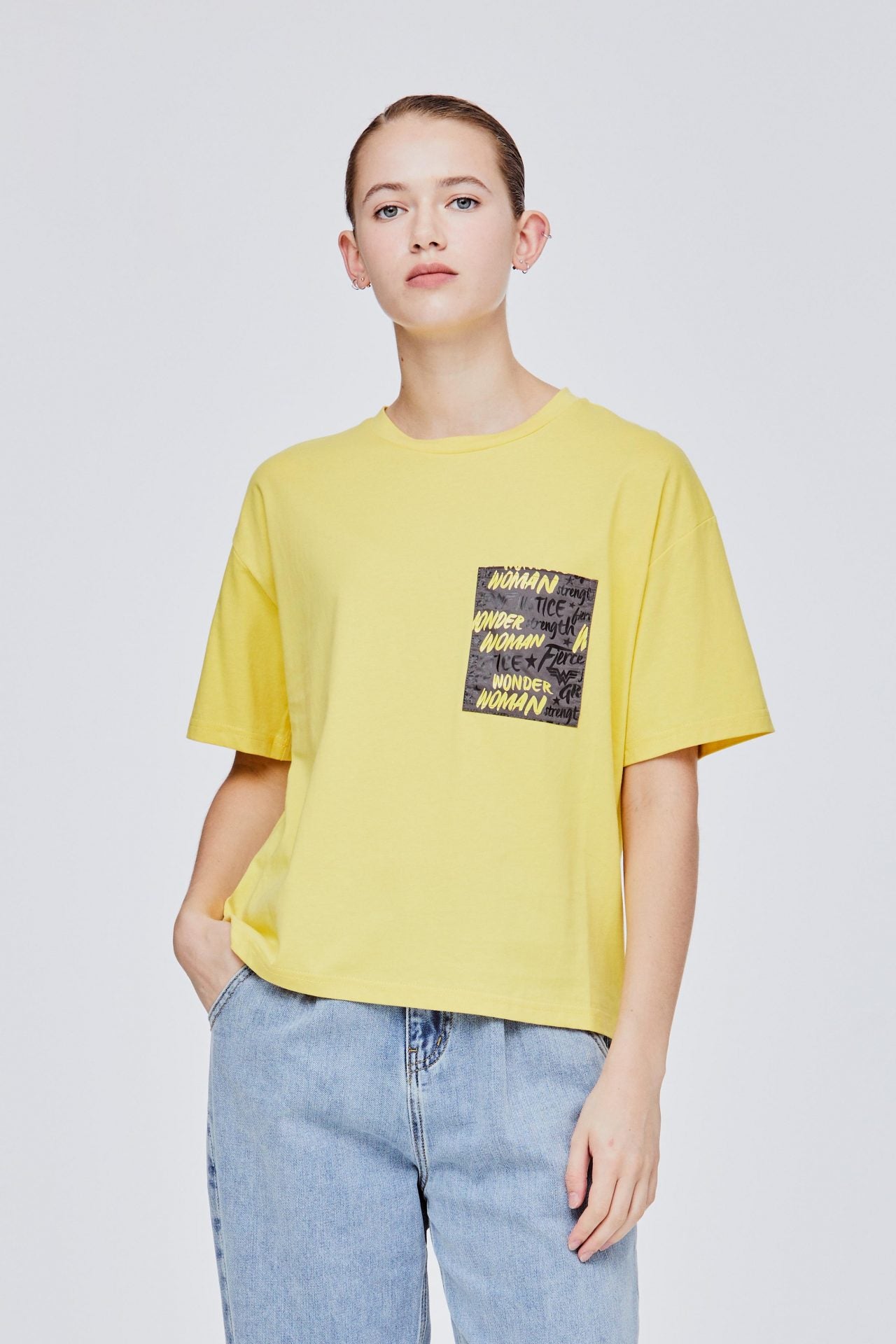 BT 11591 PRINTED GRAPHIC ON POCKET TEE YELLOW